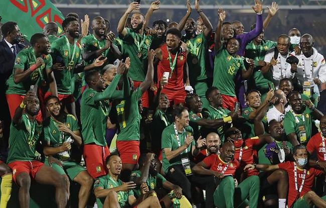 此处